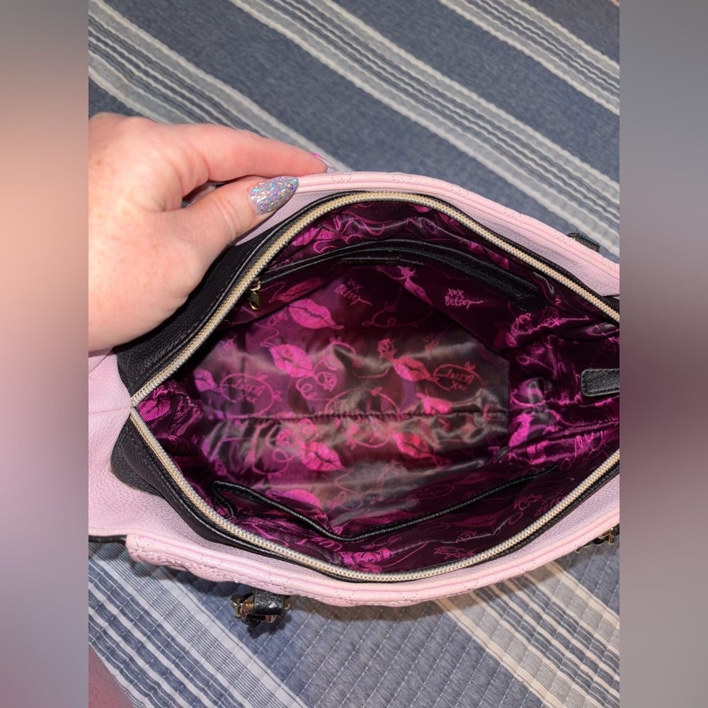 Betsey Johnson Black and Pink tote bag - Picture 4 of 8